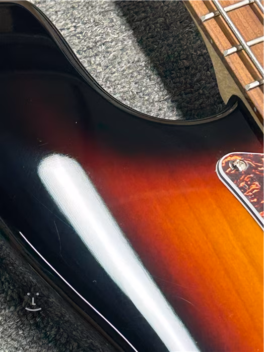 Vintage V42 ReIssued 3TS (použité) - Elektrická baskytara