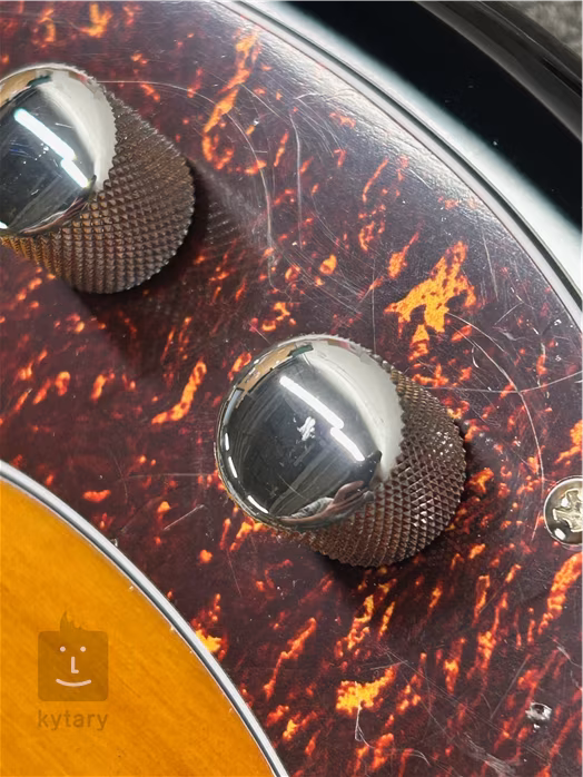 Vintage V42 ReIssued 3TS (použité) - Elektrická baskytara