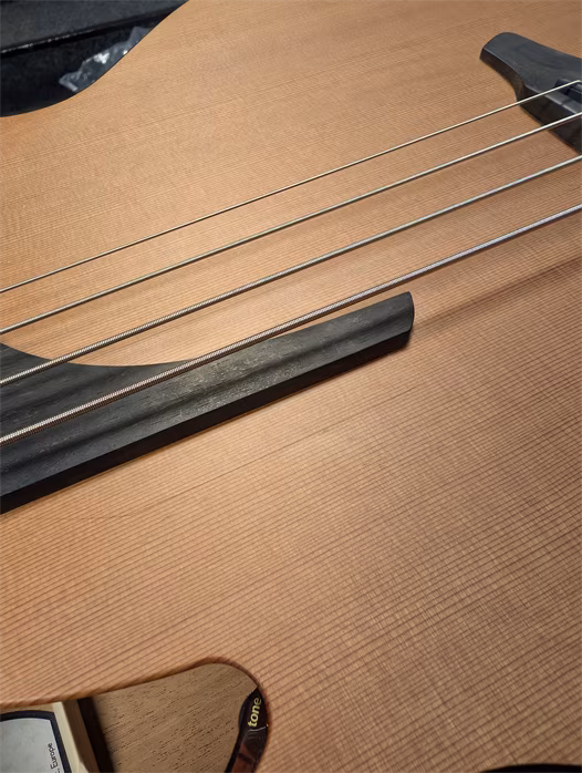 Furch Bc 61-CM 4 (použité) - Elektroakustická baskytara