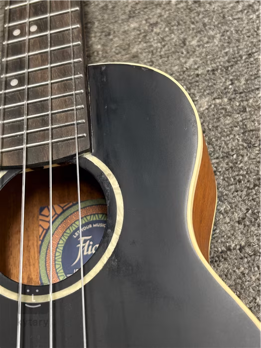 Flight IRIS BK (poškozené) - Akustické ukulele