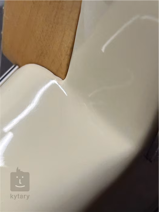 Fender Standard Stratocaster MN OW (poškozené) - Elektrická kytara