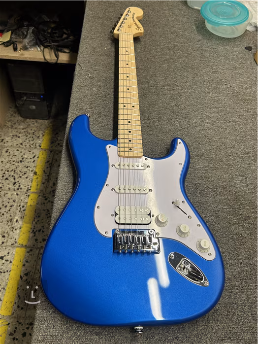 Fender Squier Affinity Series Stratocaster HSS Pack MN LPB (použité) - Elektrický kytarový komplet