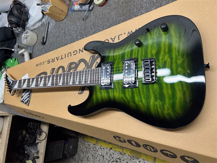 Jackson JS32 Dinky Arch Top HT AMR TGB (použité) - Elektrická kytara