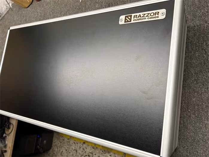 Razzor Cases Pedalboard R1 600x300  (použité) - Pedalboard