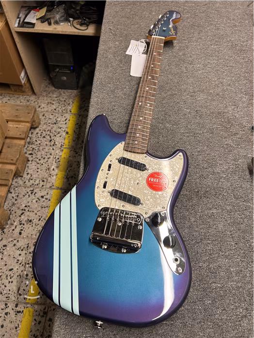 Fender Squier FSR Classic Vibe 60s Mustang LRL CBR (použité) - Elektrická kytara