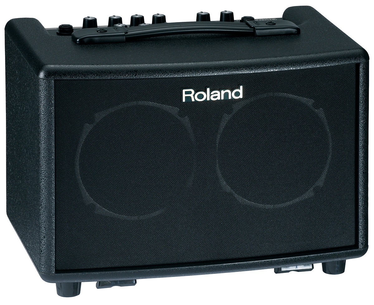 Roland AC 33
