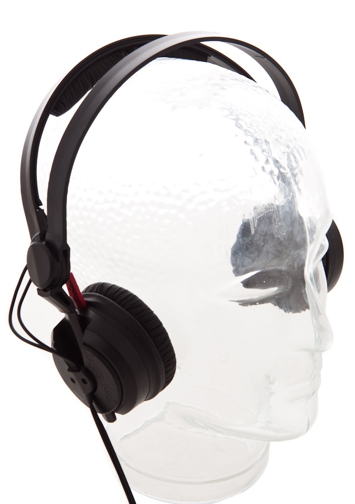 Superlux HD562
