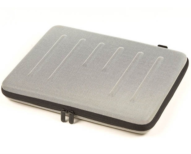 UDG Creator Laptop Shield Silver 17"
