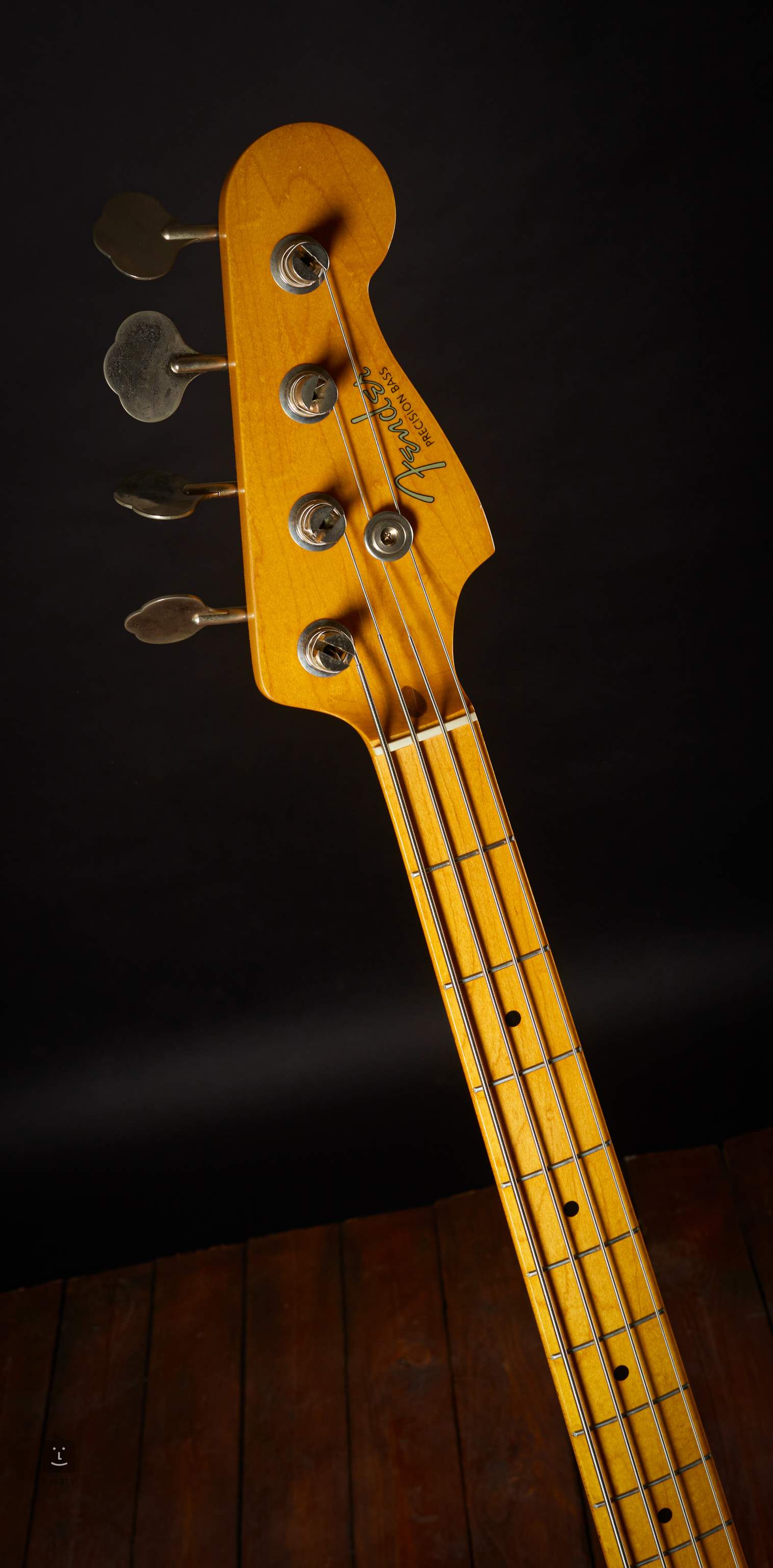 FENDER 1990 Precision Bass PBD57 Made in Japan Elektrická