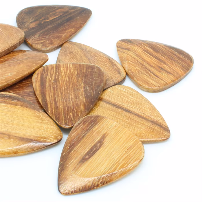 Timber Tones Pale Moon Ebony 4-Pack - Plektren