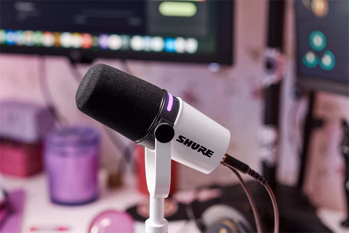 Shure MV7+ White - USB Dynamisches Kopfbügelmikrofon