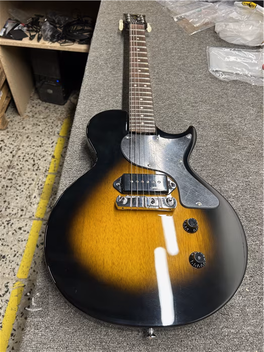 Vintage V120 TTS (fast neu) - E-Gitarre