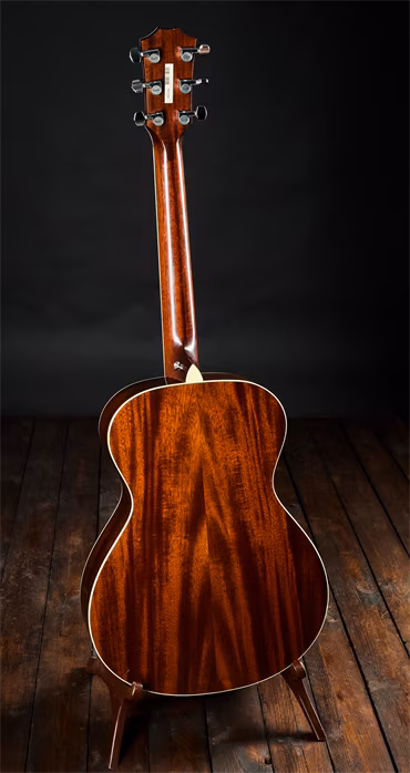 Taylor 522 - Elektroakustische Gitarre