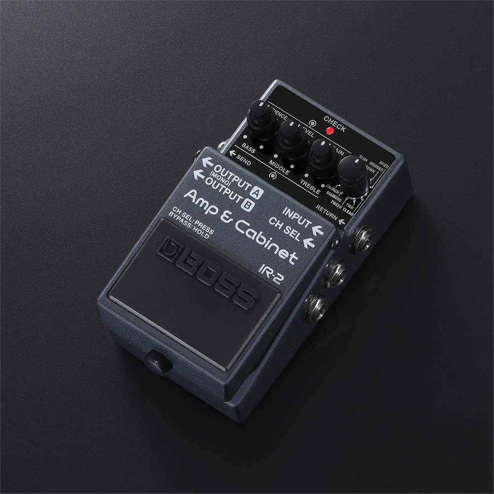 輝い IR-2 / BOSSMJT 中古ストラトボディホワイトレリック