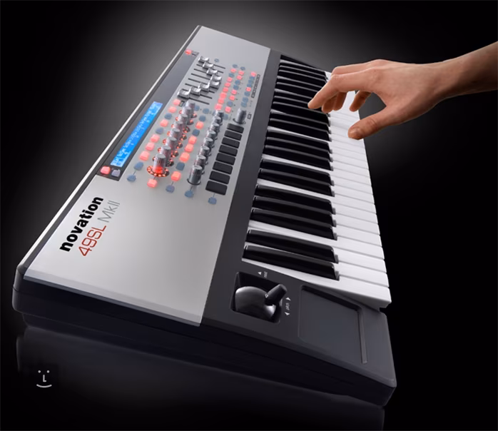 Novation ReMOTE 49 SL MKII (použité) - USB/MIDI keyboard
