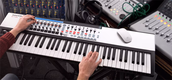 Novation ReMOTE 61 SL MKII (opened) - USB/MIDI keyboard