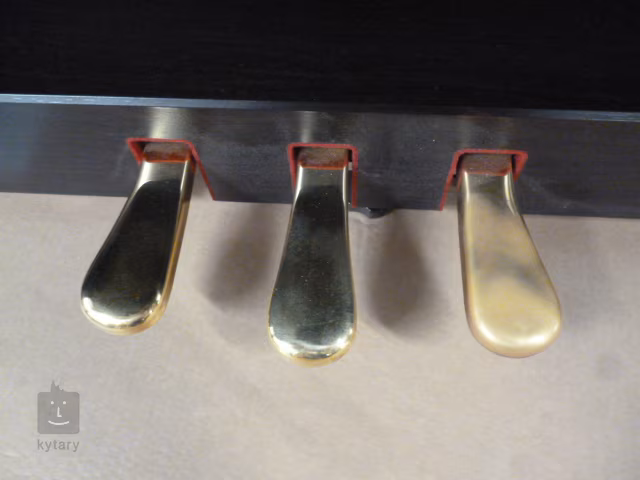 Yamaha CLP-575 R (damaged) - Piano digitale