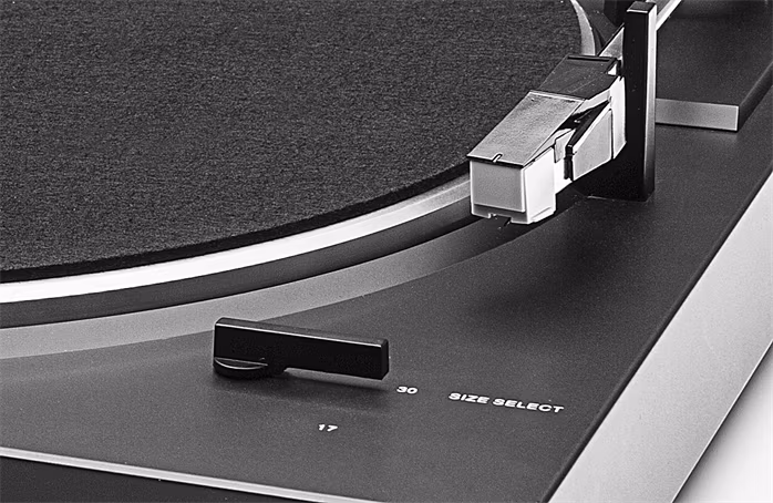 Dual DT 230 BT - Gramophone