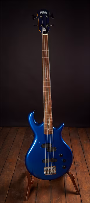 Pedulla 1993 Series II. Fretless - Basse électrique