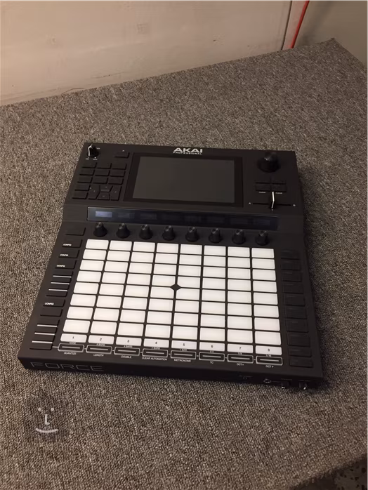 Akai Force (utilisé) - Studio de production Groove