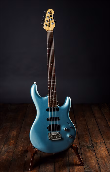 Music Man 1998 Luke I. Refinish - Guitare électrique