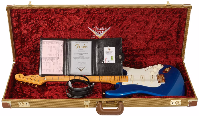Fender Custom Shop 70th Anniversary Strat NOS Gold Hardware Bright Sapphire Metallic - Guitare électrique