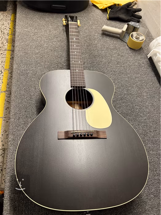 Martin 000-17E Black Smoke (utilisé) - Guitare électroacoustique