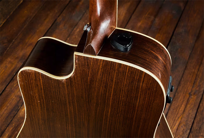 Martin 2006 D-16GT Aura - Guitare électroacoustique