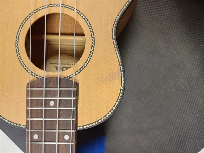 Cascha HH 2148 Soprano Mahogany Ukulele Set (déballé) - Ukulélé acoustique