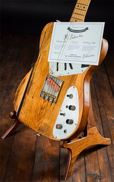 Baboushka 2022 Barncaster Antique Pine - Guitare électrique
