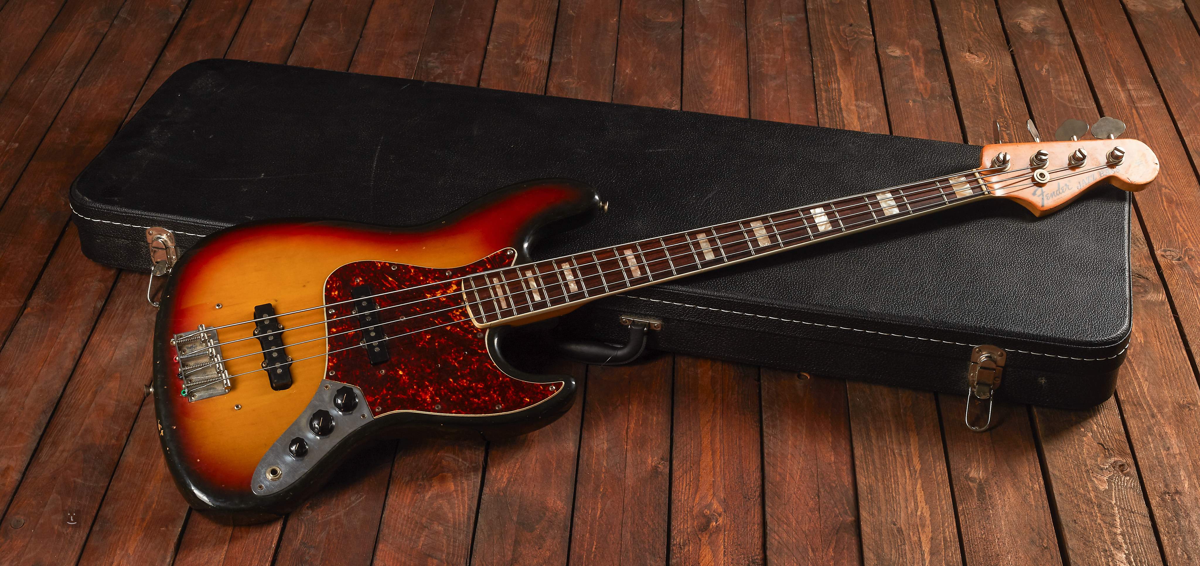FENDER 1972 Jazz Bass Sunburst Basse électrique Kytary.fr