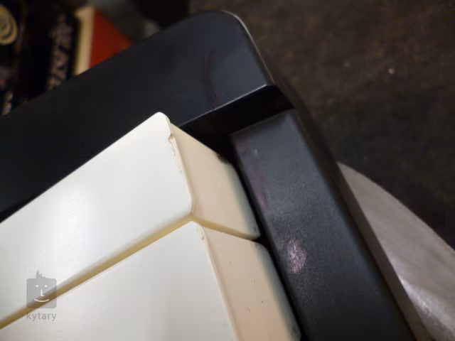 Roland FP-30 BK (sérült) - Hordozható digitális színpadi zongora