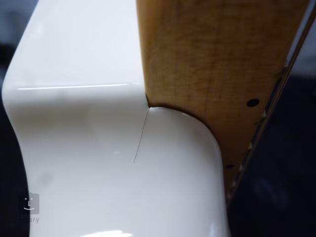 Fender American Special Stratocaster MN OW (sérült) - Elektromos gitár