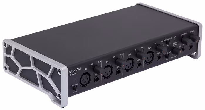 Tascam US-4x4  - USB hangkártya