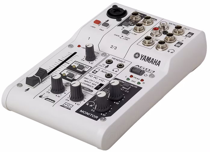 Yamaha AG03 (kicsomagolt) - USB hangkártya