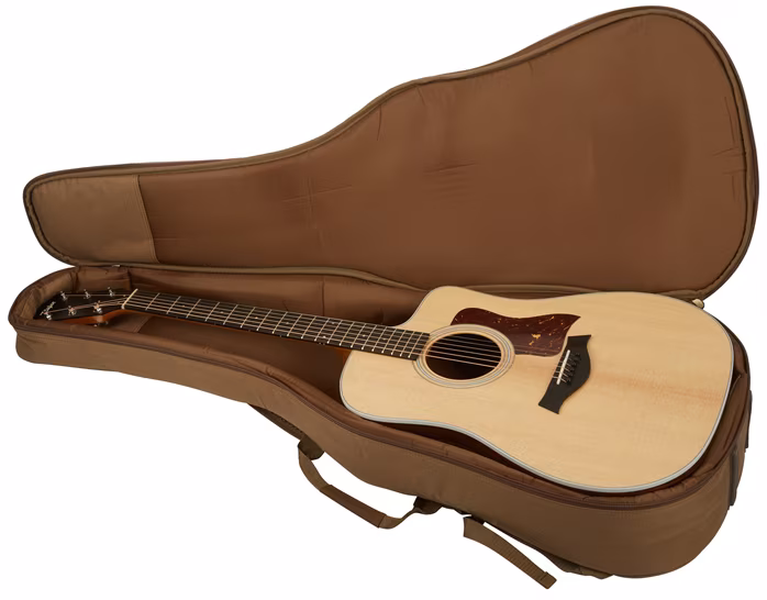 Taylor 210ce - Elektroakusztikus gitár