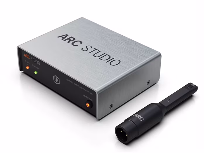 IK Multimedia ARC Studio - Stúdió hangfal irányító 