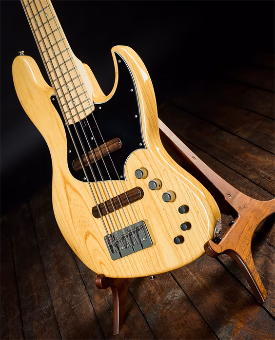 Xotic 2016 XJ-1T 5-String - Elektromos basszusgitár