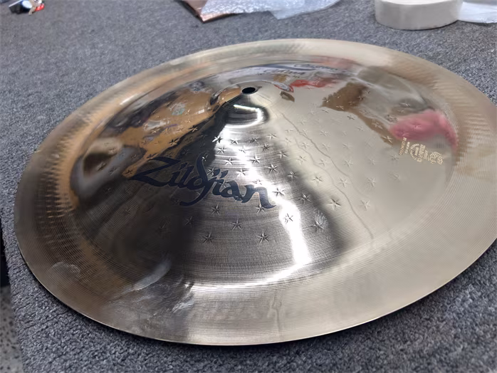 Zildjian 18" Z Custom China (használt) - Kínai cintányérok