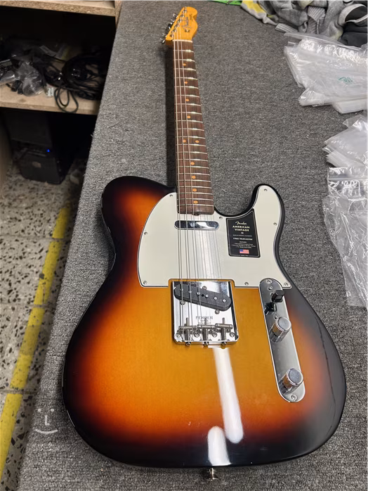 Fender American Vintage II 1963 Telecaster RW 3CS (használt) - Elektromos gitár