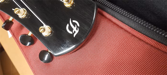 Flight GUT850 Guitarlele (használt) - Akusztikus gitár ukulelé