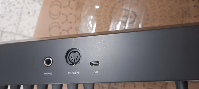 Novation Launchkey 49 MK4 (használt) - USB/MIDI keyboard