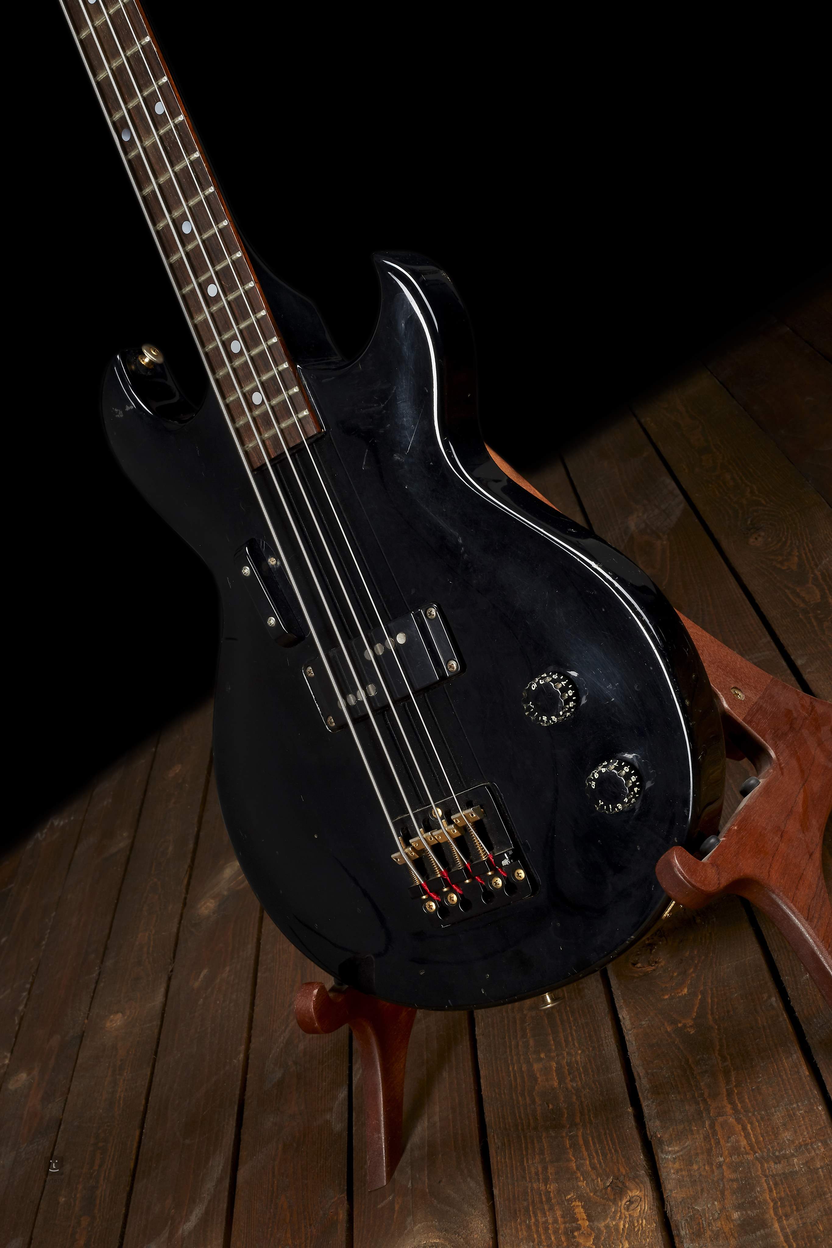 ARIA PRO 2 1982 CS450 Cardinal Series Elektromos basszusgitár