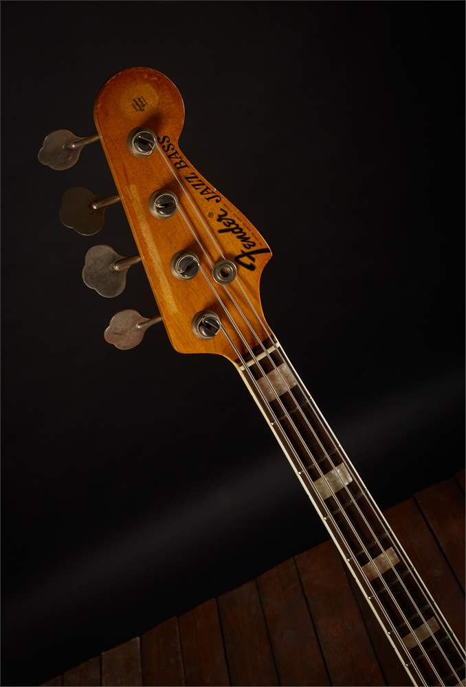 1971 jazz store bass