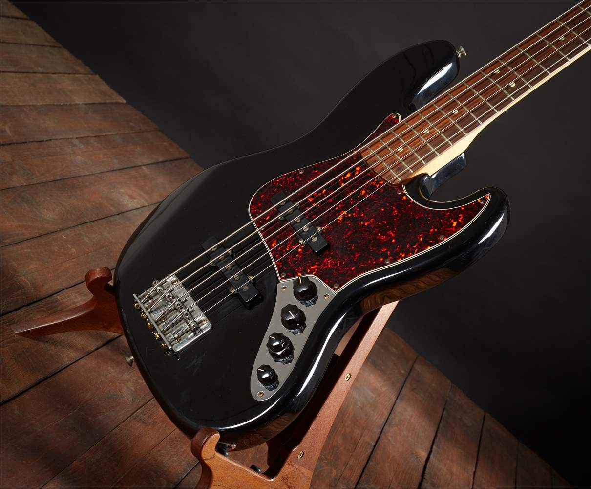 Fender mim store deluxe jazz bass