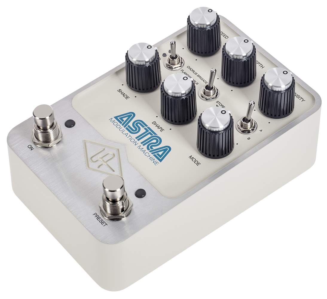 UNIVERSAL AUDIO Astra Modulation Pedal Guitar Effect | Kytary.ie