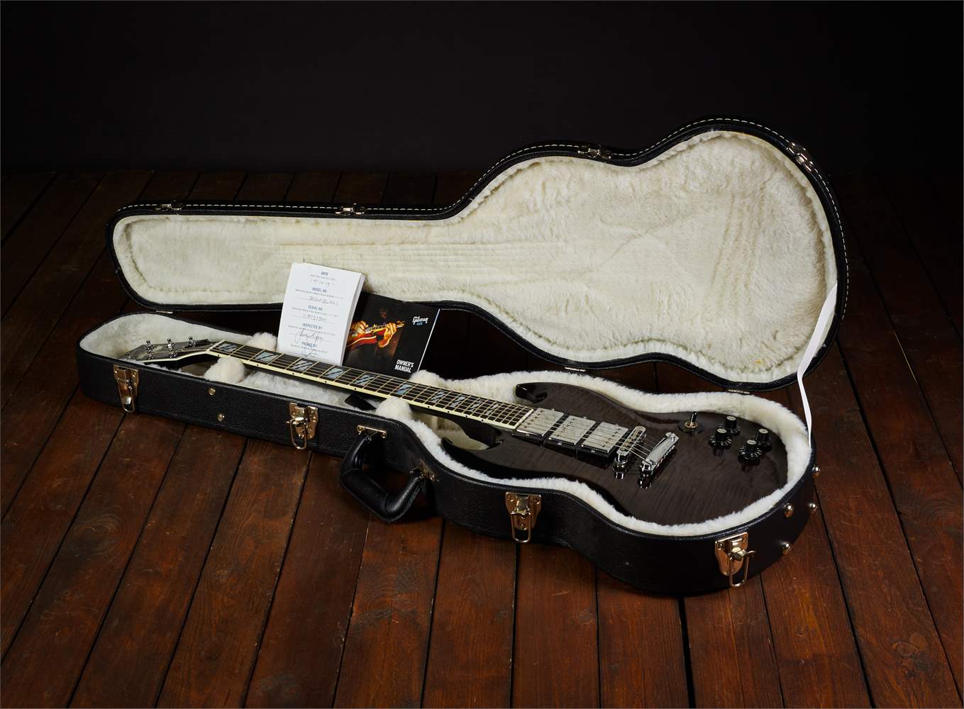 送料無用Gibson USA SG Supra collectable with Hardshell Gibson case and original owners manual and Strap. ギブソン