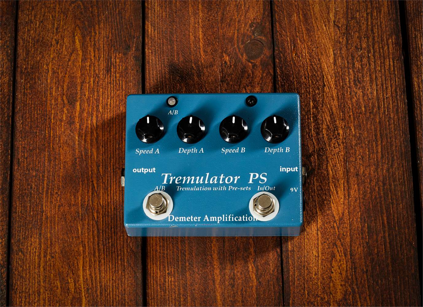 DEMETER Tremulator PS Effects Pedal | Kytary.ie