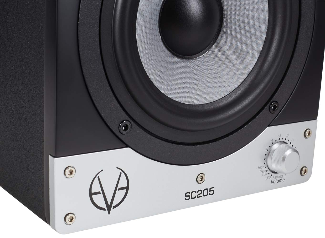 EVE AUDIO SC205 Powered Studio Monitor | Kytary.ie