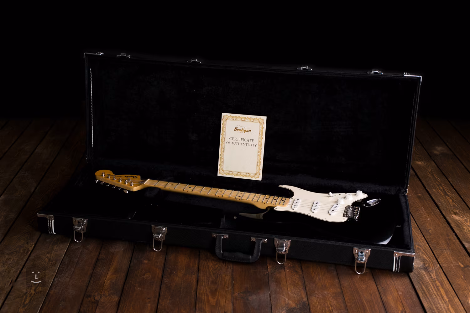 FENDER 1975 Stratocaster Body Refinish Electric Guitar